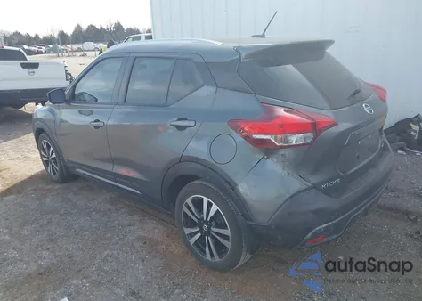 2019 Nissan Kicks Sr из США, поврежденный, VIN 3N1CP5CU1KL559411